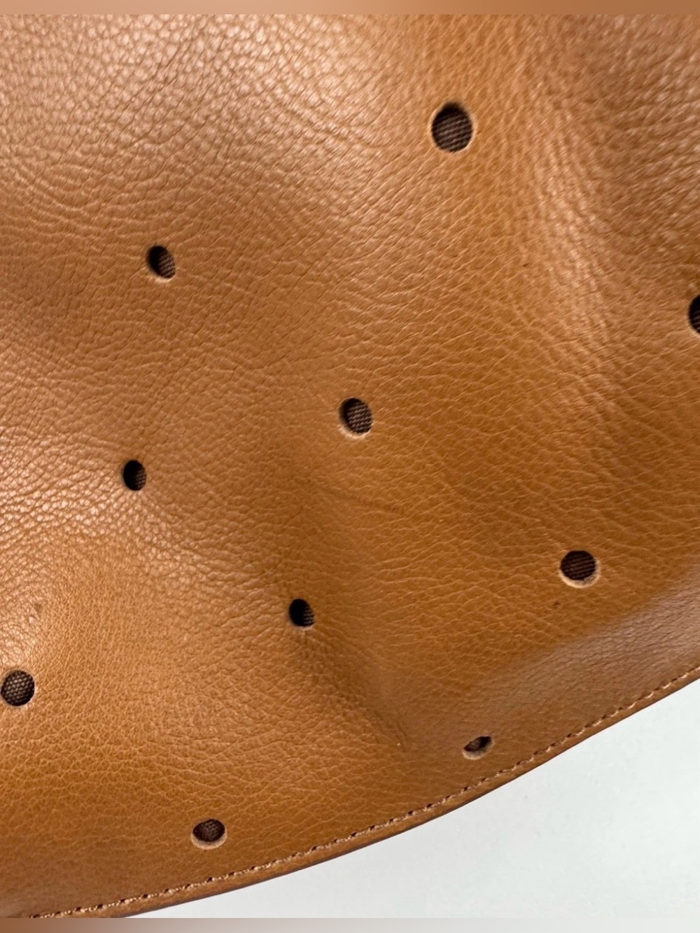 Fossil Julia Hobo Perforated Leather Tote Bag in Brown - Picture 5 of 16